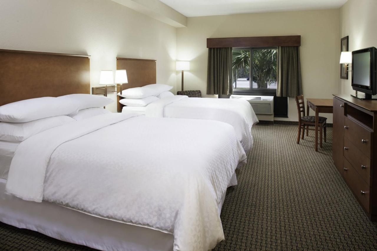 Four Points By Sheraton Fort Myers Airport Eksteriør bilde